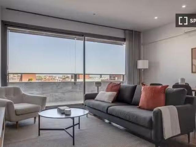 Apartamento de 2 dormitorios en alquiler en Barcelona