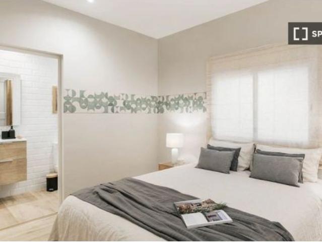 Apartamento de 2 dormitorios en alquiler en Barcelona