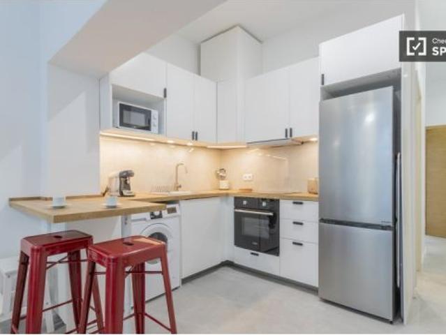 Apartamento de 2 dormitorios en alquiler en Benicalap