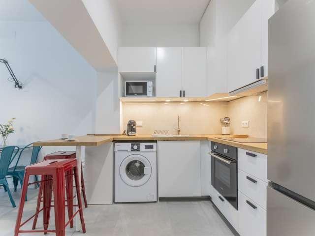 Apartamento de 2 dormitorios en alquiler en Benicalap, Valencia