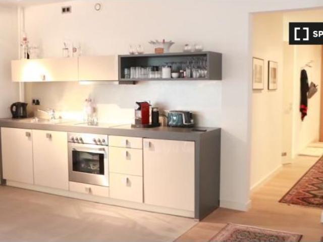 Apartamento de 2 dormitorios en alquiler en Berlín, gastos incluidos
