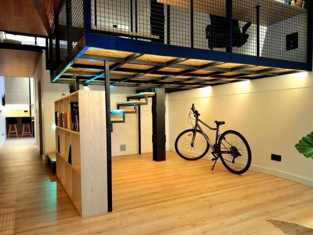 Apartamento de 2 dormitorios en alquiler en Cuatro Caminos, Madrid