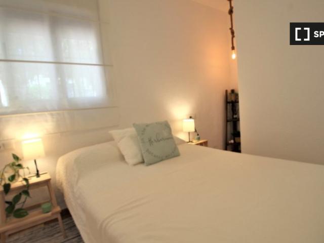 Apartamento de 2 dormitorios en alquiler en Cartagena