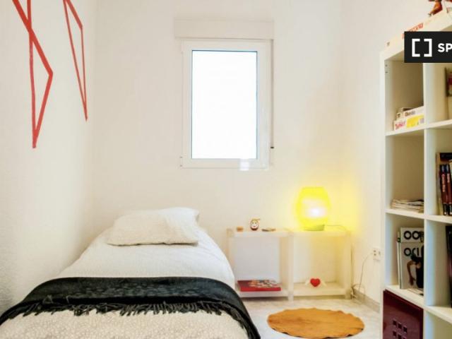 Apartamento de 2 dormitorios en alquiler en Ciutat Vella, Valencia