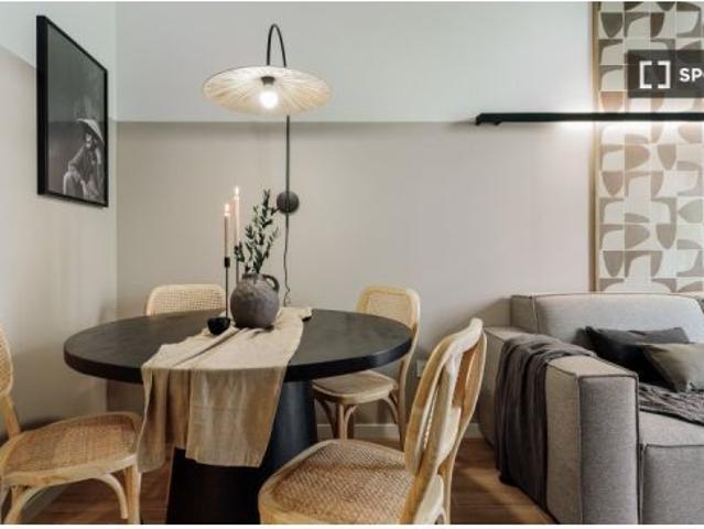 Apartamento de 2 dormitorios en alquiler en El Raval