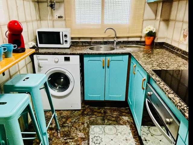 Apartamento de 2 dormitorios en alquiler en En Corts, Valencia