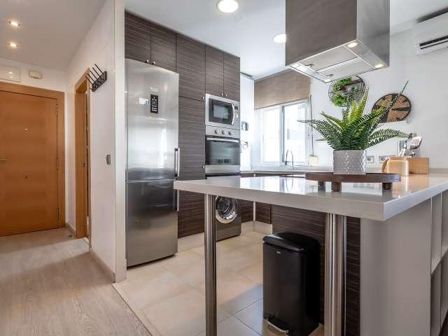 Apartamento de 2 dormitorios en alquiler en En Corts, Valencia