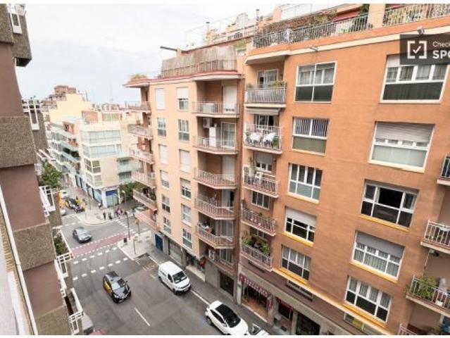 Apartamento de 2 dormitorios en alquiler en Gràcia