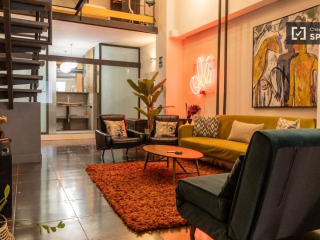 Apartamento de 2 dormitorios en alquiler en Imperial, Madrid