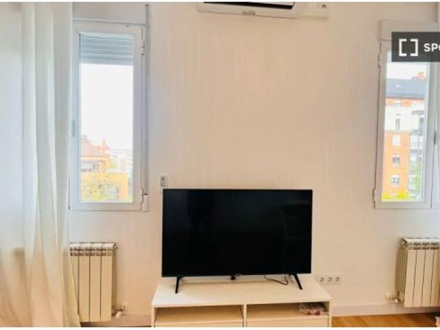 Apartamento de 2 dormitorios en alquiler en Imperial