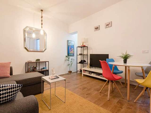 Apartamento de 2 dormitorios en alquiler en Justicia, Madrid
