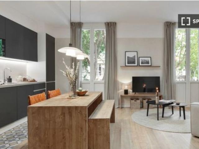 Apartamento de 2 dormitorios en alquiler en L' Eixample