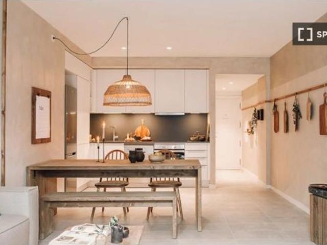 Apartamento de 2 dormitorios en alquiler en L' Eixample