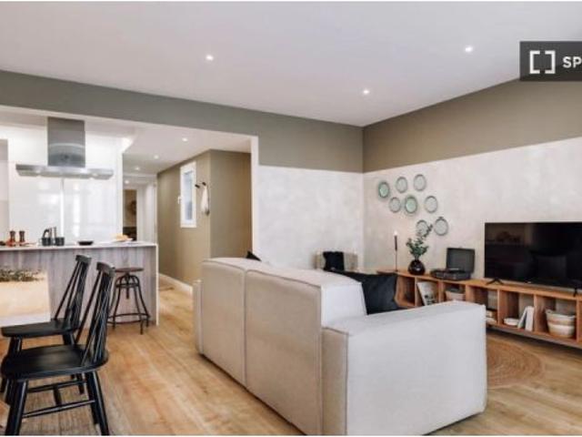 Apartamento de 2 dormitorios en alquiler en L' Eixample