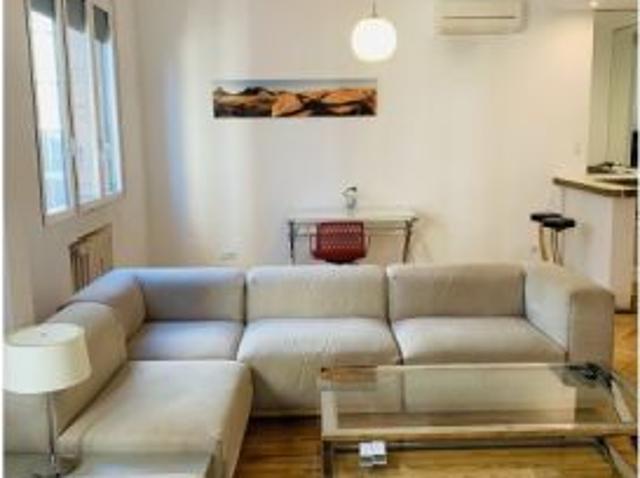 Apartamento de 2 dormitorios en alquiler en Palacio