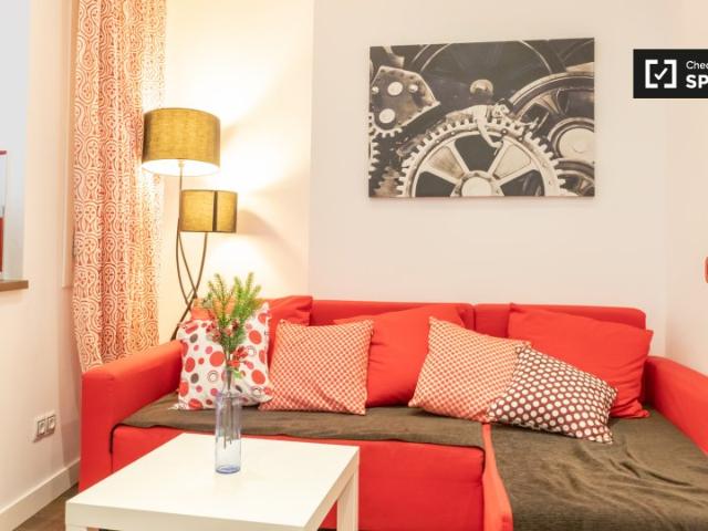 Apartamento de 2 dormitorios en alquiler en Palacio, Madrid