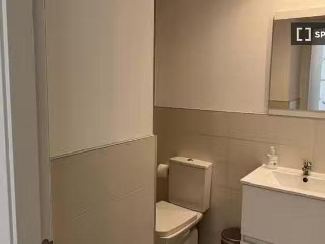 Apartamento de 2 dormitorios en alquiler en Palacio, Madrid