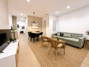 Apartamento de 2 dormitorios en alquiler en Palacio, Madrid