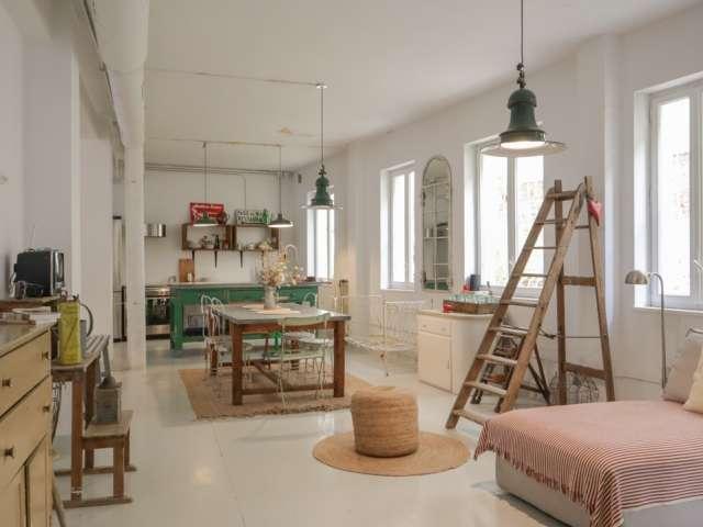 Apartamento de 2 dormitorios en alquiler en Palacio, Madrid