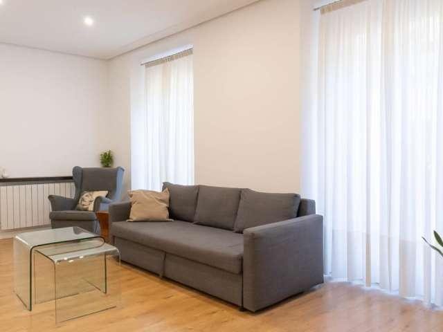 Apartamento de 2 dormitorios en alquiler en Palacio, Madrid