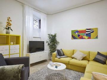 Apartamento de 2 dormitorios en alquiler en Palacio, Madrid