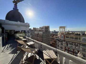 Apartamento de 2 dormitorios en alquiler en Palacio, Madrid
