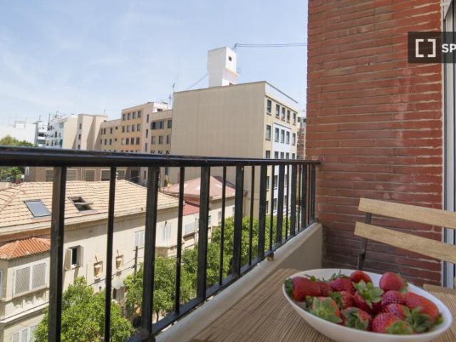 Apartamento de 2 dormitorios en alquiler en Patraix, Valencia