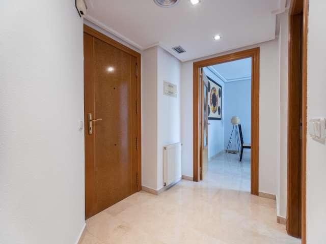 Apartamento de 2 dormitorios en alquiler en Quatre Carreres, Valencia