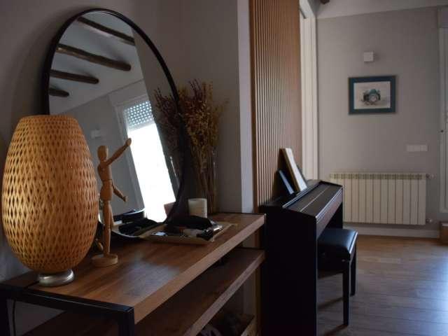 Apartamento de 2 dormitorios en alquiler en Ríos Rosas, Madrid