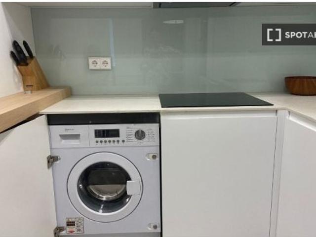 Apartamento de 2 dormitorios en alquiler en Salamanca