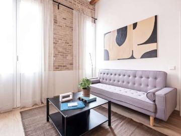 Apartamento de 2 dormitorios en alquiler en Sant Antoni, Barcelona