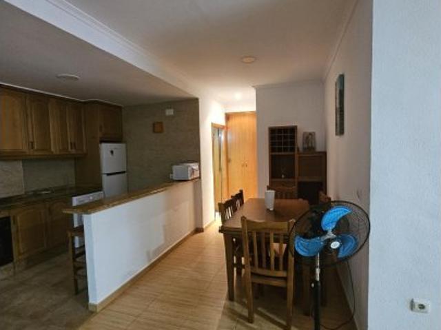 Apartamento de 2 dormitorios en alquiler en Santa Pola