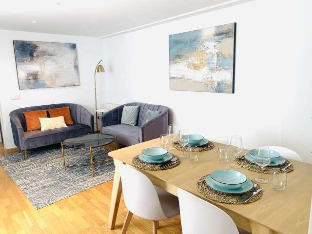 Apartamento de 2 dormitorios en alquiler en Sol, Madrid