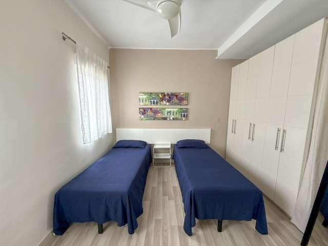 Apartamento de 2 dormitorios en alquiler en Torrefiel, Valencia