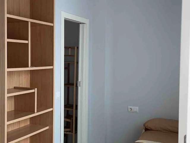 Apartamento de 2 dormitorios en alquiler en Triana, Sevilla