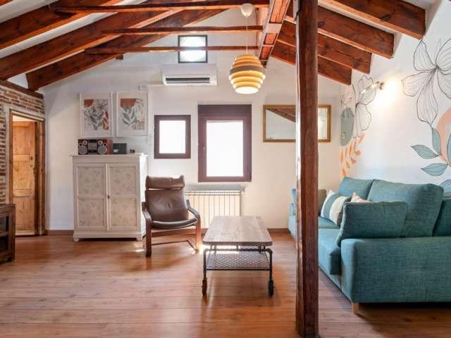 Apartamento de 2 dormitorios en alquiler en Universidad, Madrid