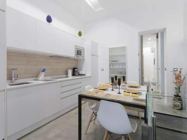 Apartamento de 2 dormitorios en alquiler en Universidad, Madrid