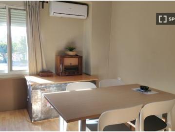 Apartamento de 2 dormitorios en alquiler en Valencia
