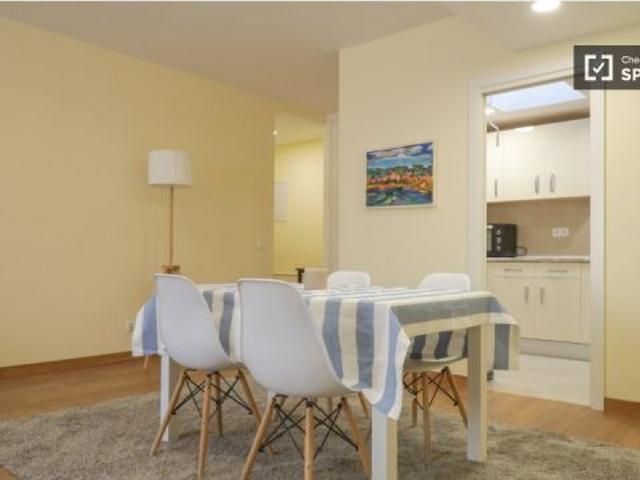 Apartamento de 2 dormitorios en Cuatro Caminos