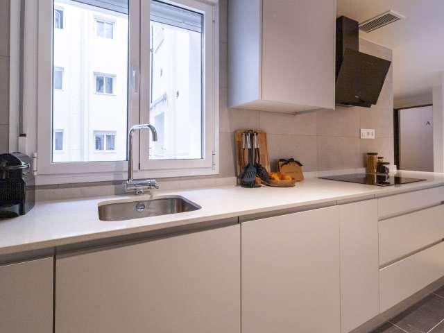 Apartamento de 2 dormitorios para alquilar en Nueva España, Madrid