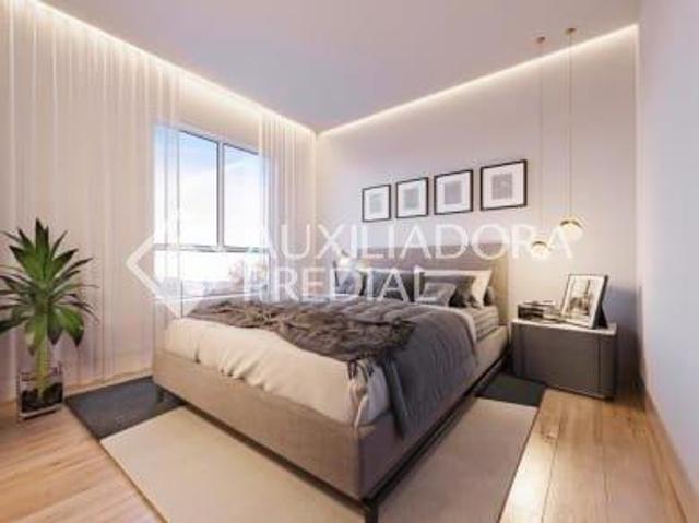 Apartamento de 2 dormitórios sendo 1 suíte com sacada e vaga dupla em Osório/RS