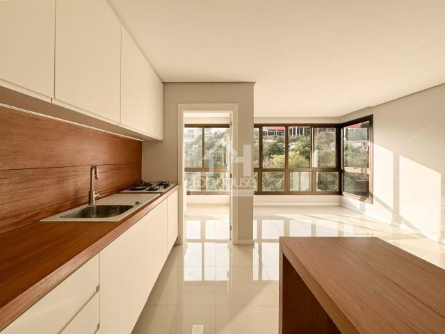 APARTAMENTO DE 2 DORMITÓRIOS