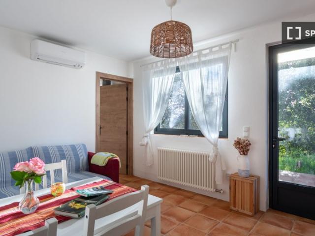 Apartamento de 2 habitaciones en alquiler en Vallvidrera, Barcelona