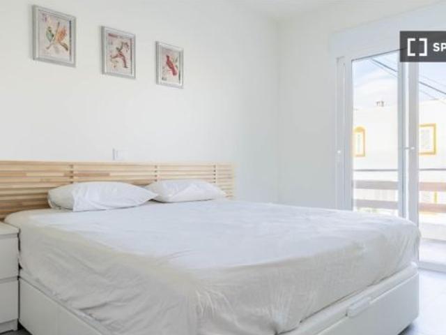 Apartamento de 2 habitaciones en alquiler en Vera, gastos incluidos, no se admiten mascotas