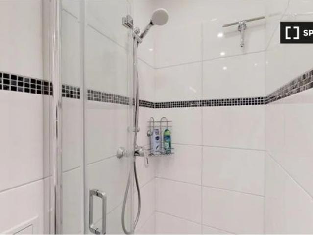 Apartamento de 2 habitaciones en alquiler en Witzleben, solo para profesionales