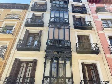 Apartamento de 2 habitaciones en alquiler en Zaragoza, Casco Antiguo