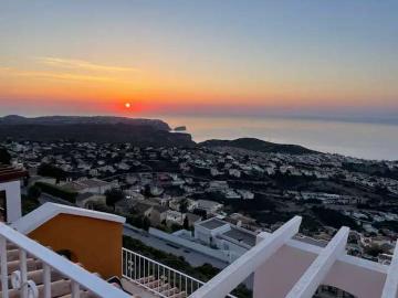Apartamento de 2 habitaciones en alquiler en Benitachell