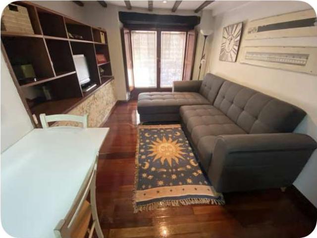 Apartamento de 2 habitaciones en alquiler en Bilbao la Vieja, Bilbao