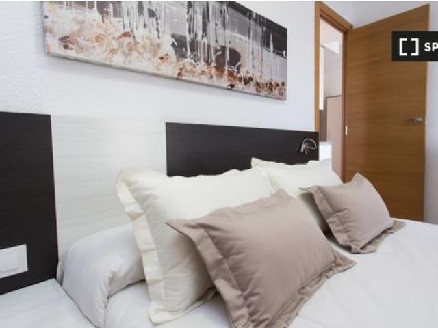 Apartamento de 2 habitaciones en alquiler en Campanar, Valencia, con todos los gastos incluidos