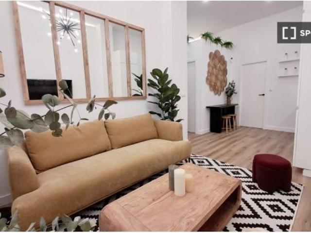 Apartamento de 2 habitaciones en alquiler en Casa de Campo, gastos incluidos